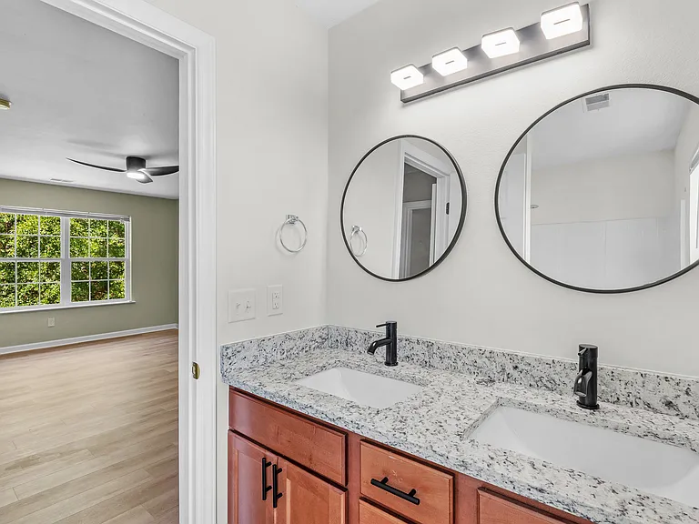 109 Summer Vale Dr — Photo 19
