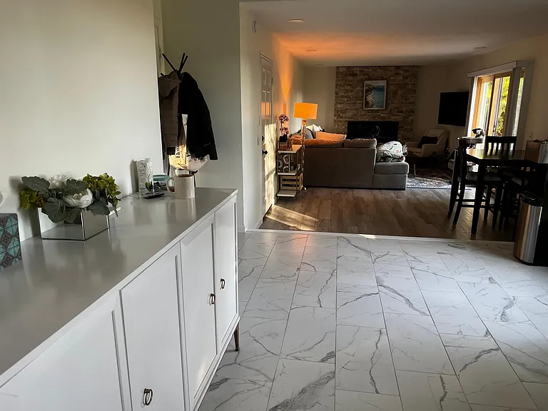 215 Eastern Heights Dr #1 — Photo 5