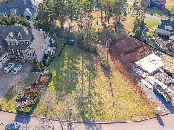 4th image of 1504 Charlottesville Blvd