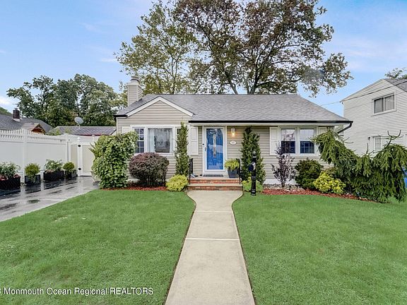 2nd image of 33 Grace Avenue