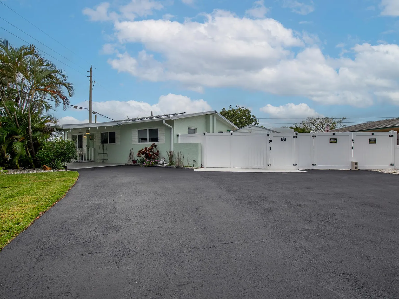 4 bed, 1140 sqft, $4,000 — Photo 2