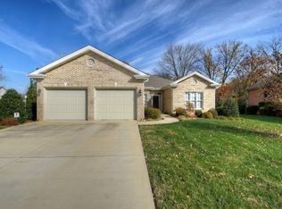 1101 Waterbrooke Ln, Johnson City, TN 37604