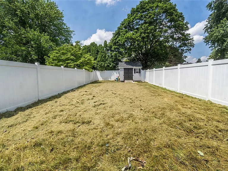 1535 Irene St — Photo 22