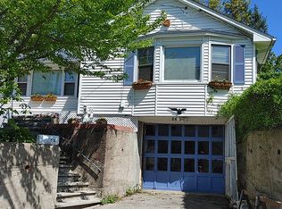 64 Kneen St, Shelton, CT 06484