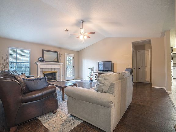 3rd image of 4337 W Chaparral Ln