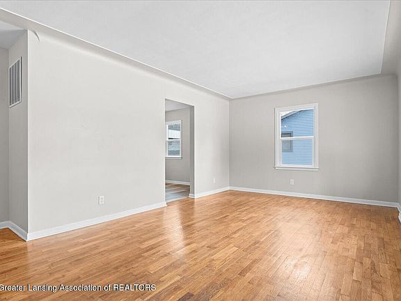 5th image of 6935 Vernson Dr