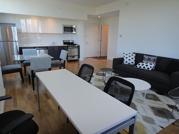 2nd image of 1111 30th Dr APT 2F