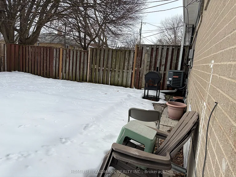 145 Tulloch Dr #MAIN FLOOR — Photo 23