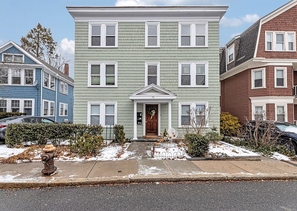 1st image of 75 Saint Rose St #3