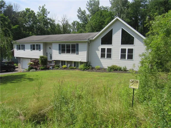 2548 Highland Fruit Farm Rd, Lyons, NY 14489