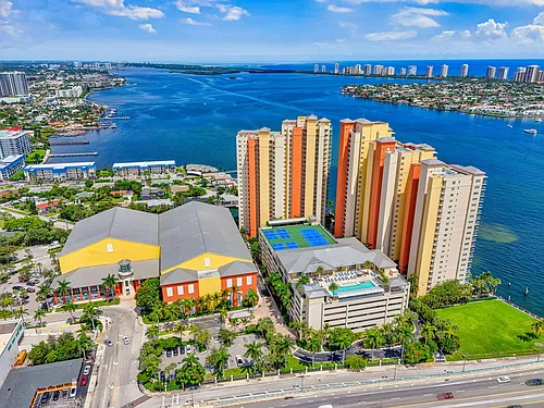 2650 Lake Shore Dr #2303 Photo 1