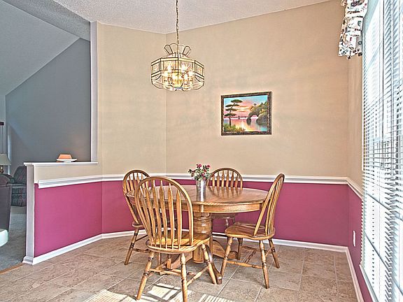 4th image of 2815 Windsor Chase Dr