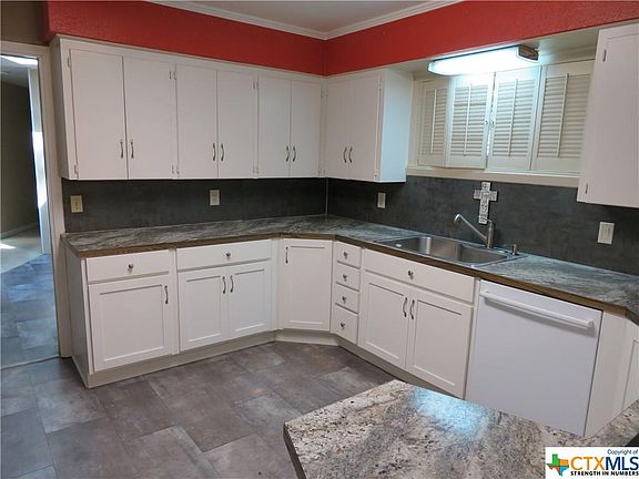 5th image of 3310 Buckeye Ln