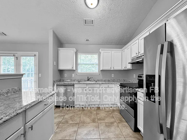 5087 Limerick Ln — Photo 7
