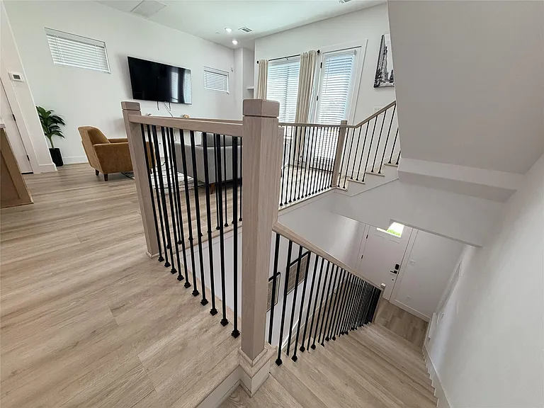 2706 Cochran St — Photo 30
