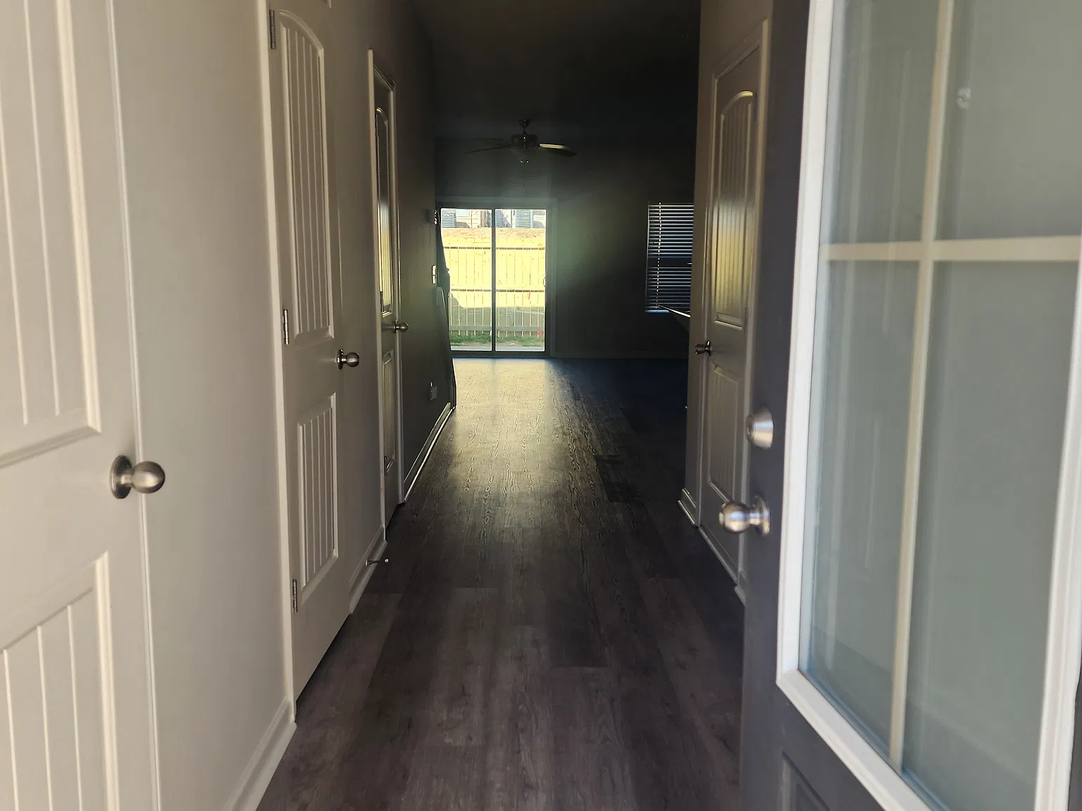 1564 Iris Walk — Photo 1