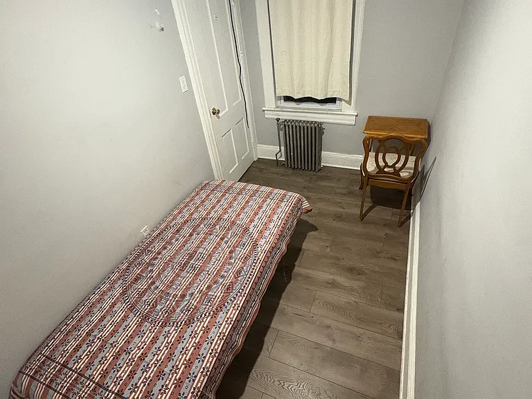 54 Nelson Ave — Photo 4