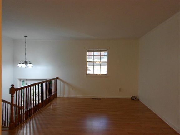 2nd image of 1402 Lucy St
