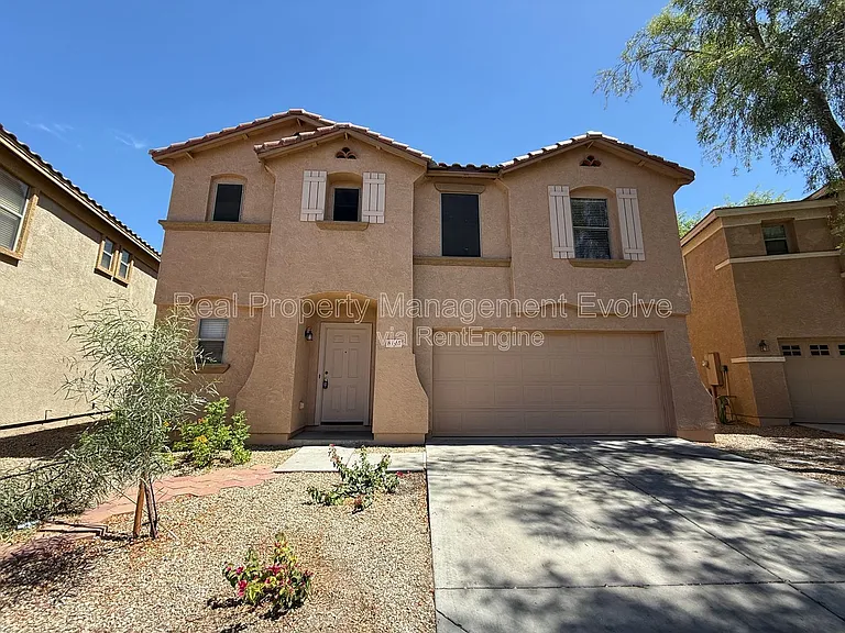 8145 W Palo Verde Ave — Photo 2