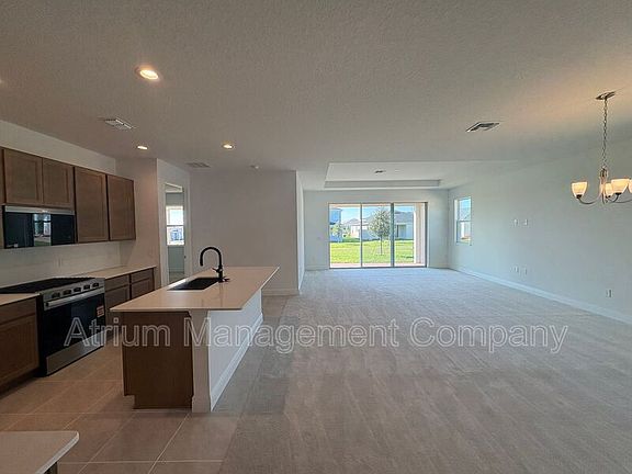 3rd image of 2879 Arbor Dune Ave