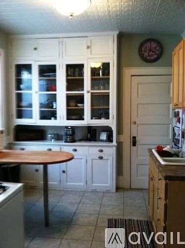 64 Avon St S #1 — Photo 8