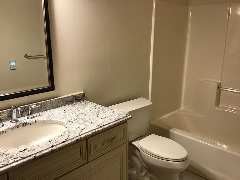 217 Broad St — Photo 10