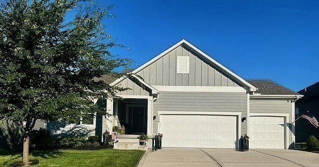 1st image of 7430 NW Chambers Ct