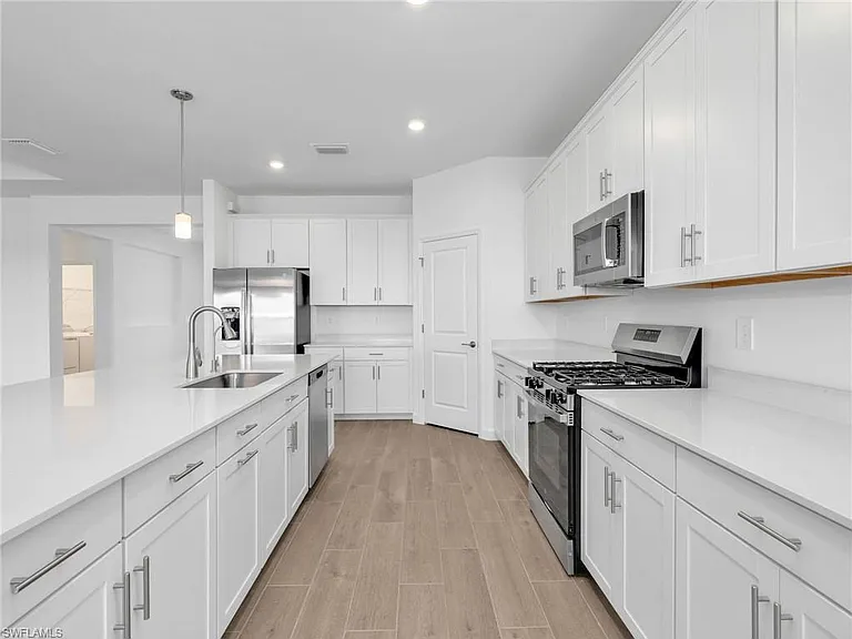 21143 Verawood Loop — Photo 13