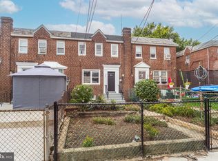 355 S 27th St, Camden, NJ 08105