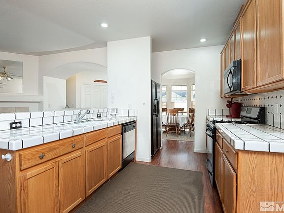 5th image of 1322 Granborough Dr