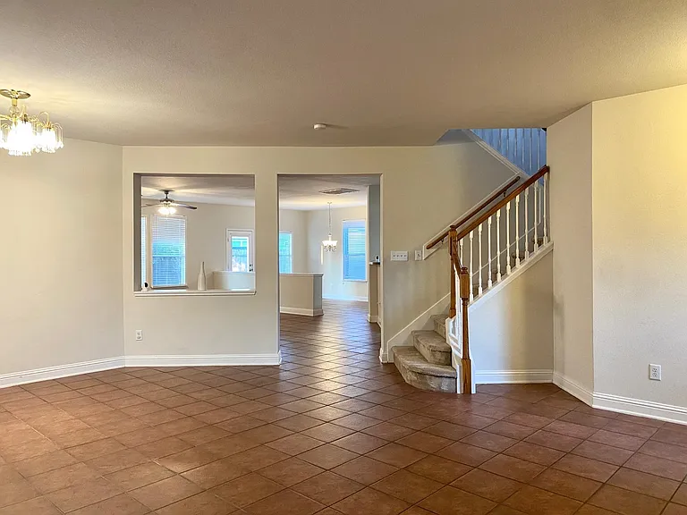 518 Remington Chase Ct — Photo 18