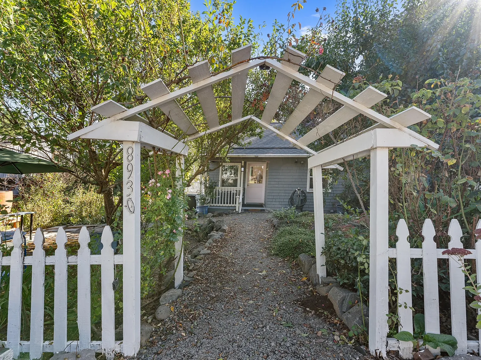 8930 SW 5th Ave — Photo 2