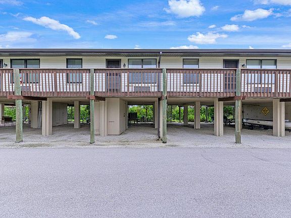 3rd image of 611 Palm Ave E #31