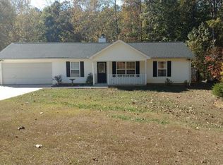 6717 Spring Head Dr, Flowery Branch, GA 30542