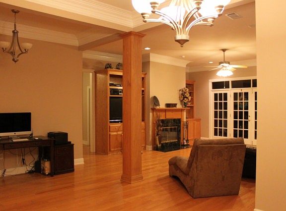 5th image of 37157 Longwood Ave