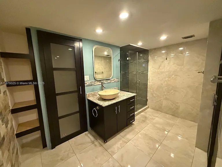 1500 S Ocean Dr — Photo 9