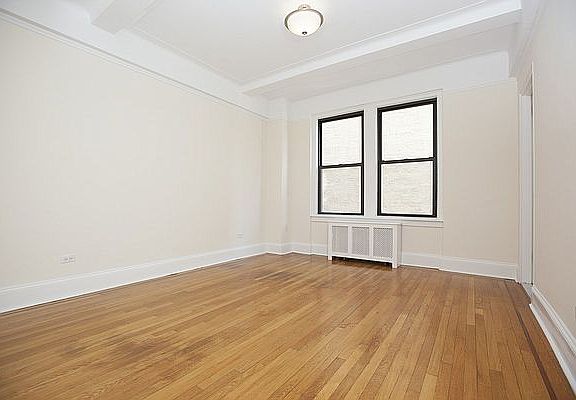 5th image of 210 W 101st St APT 5C