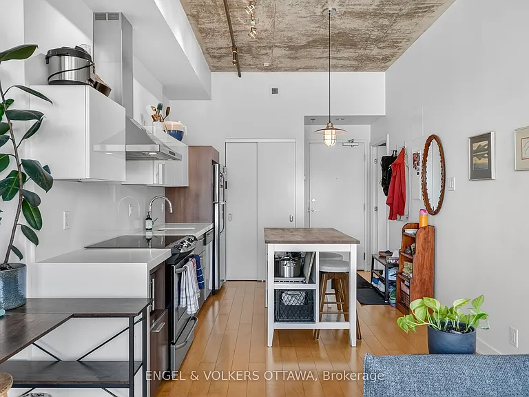 340 McLeod St #935 — Photo 16