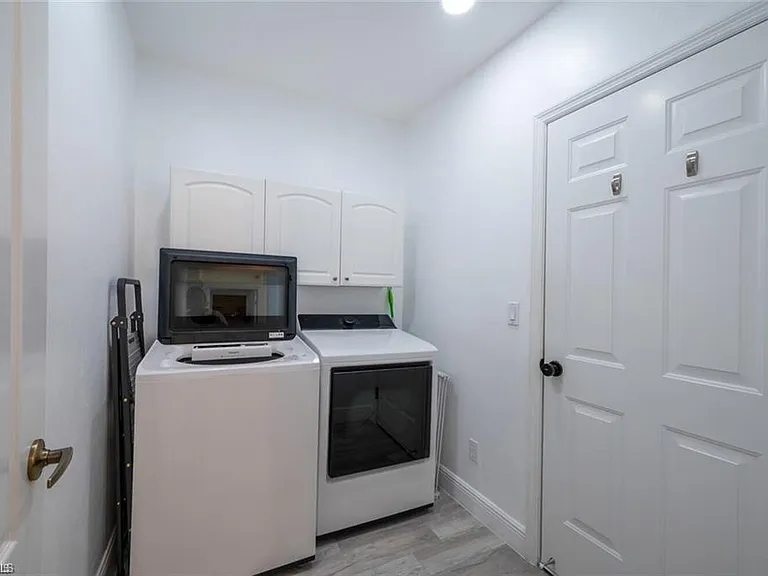 7112 Falcons Glen Blvd — Photo 26