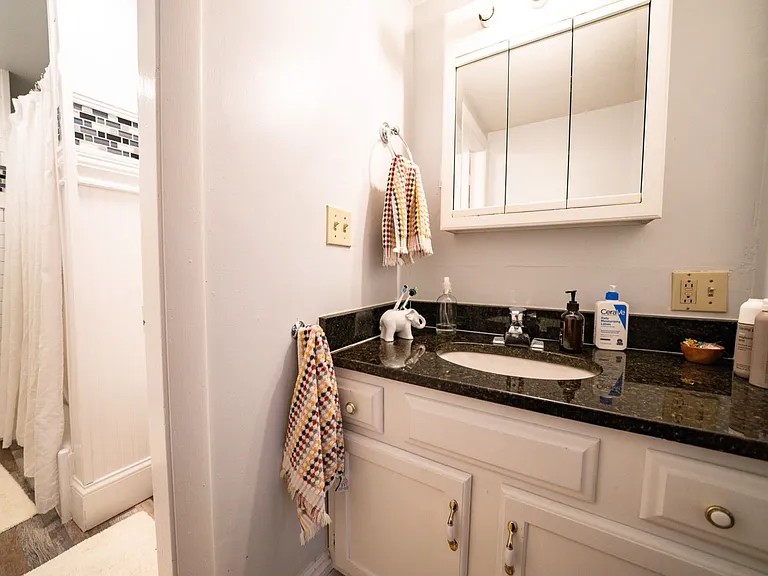 82 Commonwealth Ave #8 — Photo 9
