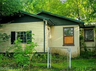 32 Southern St, Chickasaw, AL 36611