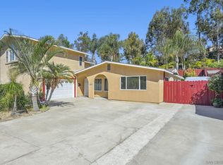 12536 Glenoak Rd, Poway, CA 92064