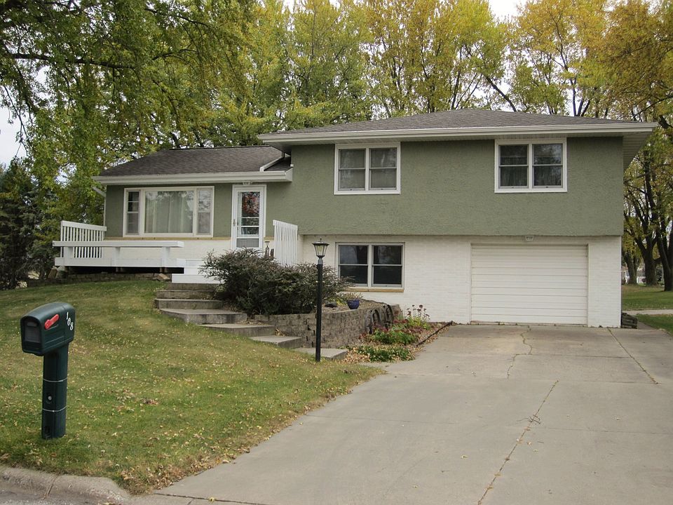 1st image of 108 D Ave