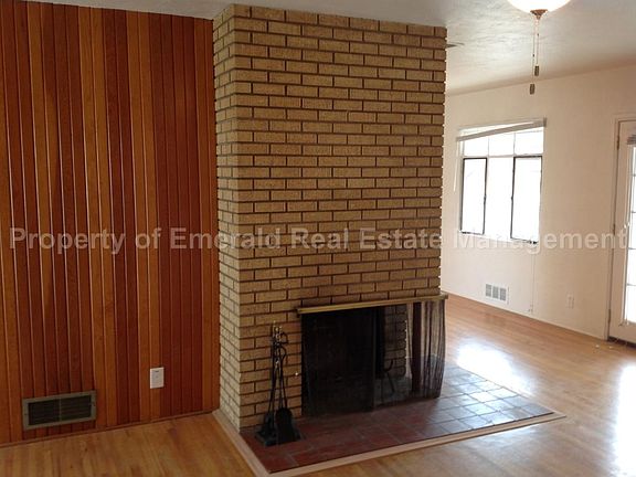 4th image of 2929 Palomas Dr NE