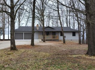 84 Hillbilly Dr, Galena, MO 65656