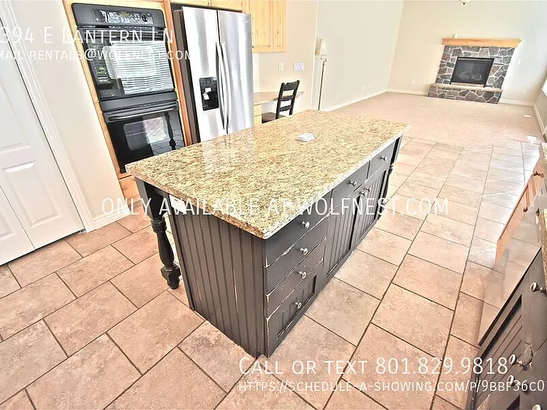 1394 E Lantern Ln — Photo 18