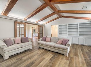 1226 E Us Highway 90, Flatonia, TX 78941