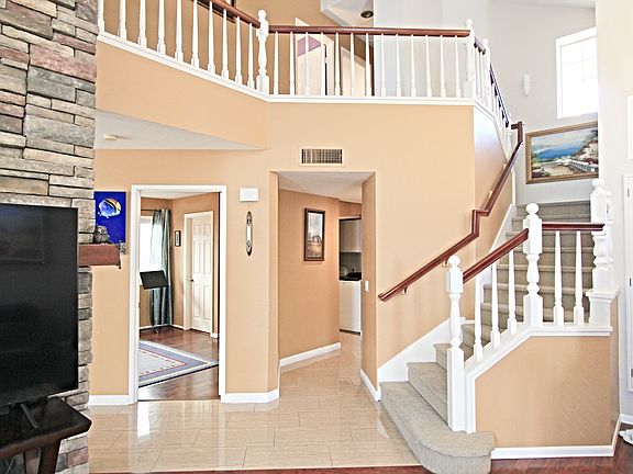 2nd image of 13372 Darview Ln