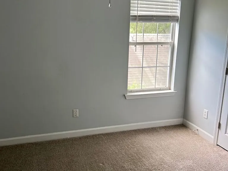 964 Wildwood Ave — Photo 11