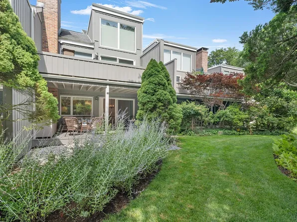 514 Pantigo Rd Unit 5, East Hampton, NY 11937